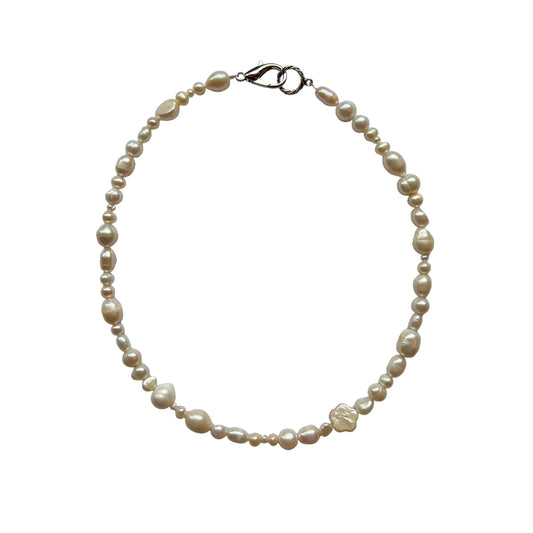 Elegant and Simple Pearls